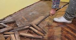 Демонтаж пола в квартире в Миассе - Стоимость от 523 рублей | Сварной-Мсс